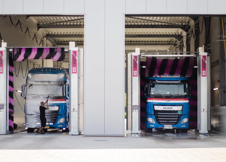 TruckwashWestland-16.jpg TruckwashWestland-16.jpg